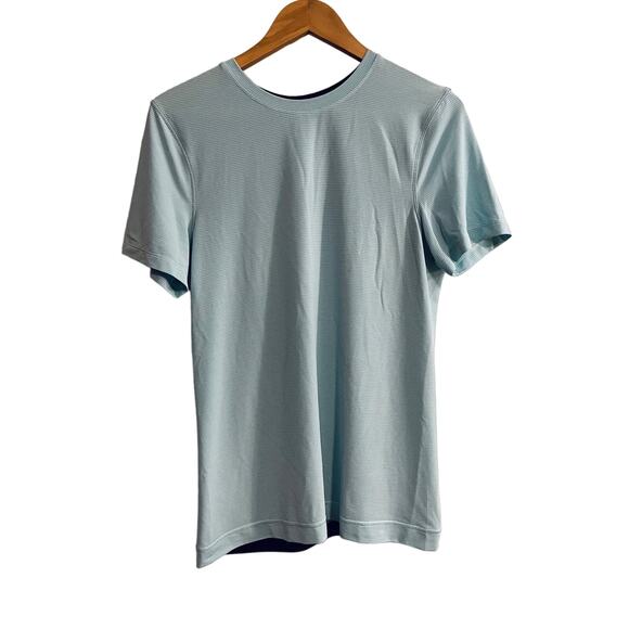 lululemon tee - Picture 1 of 4